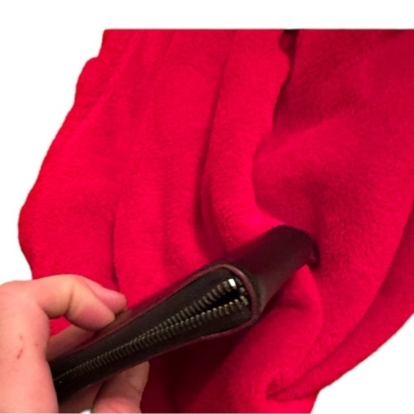 Ted Baker Black Leather, Bifold Zip Around Wallet, Striking Black & Red Interior - Picture 12 of 16